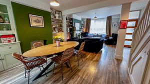 DINING ROOM- click for photo gallery